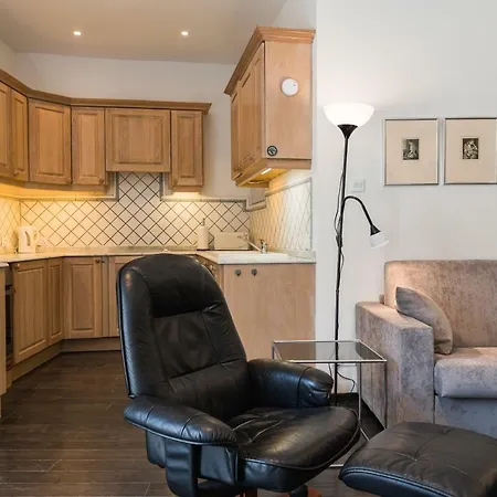 Appartement Luxury 2 Bedroom Apt, 1 Minute From The Beach!